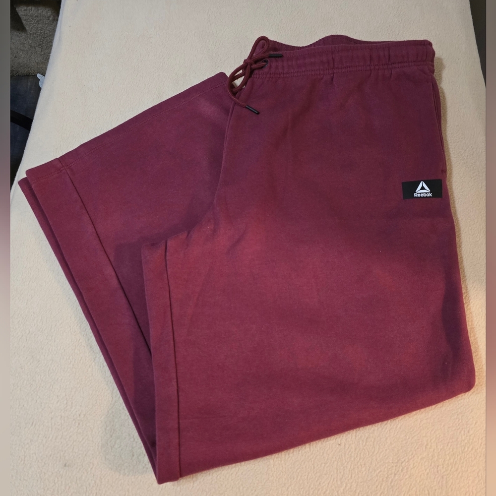 155 Reebok Womens Wide Leg Sweatpants (F)